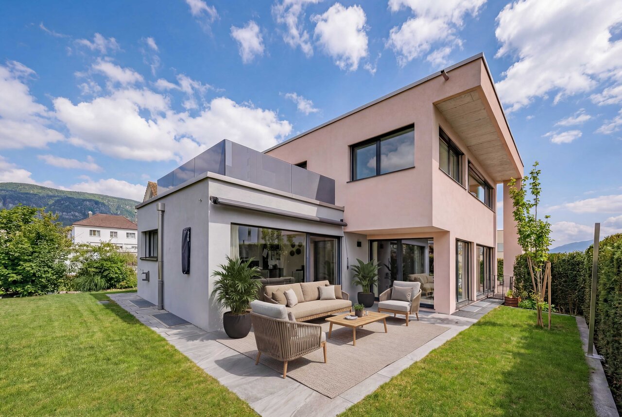 Modern house with lounge terrace